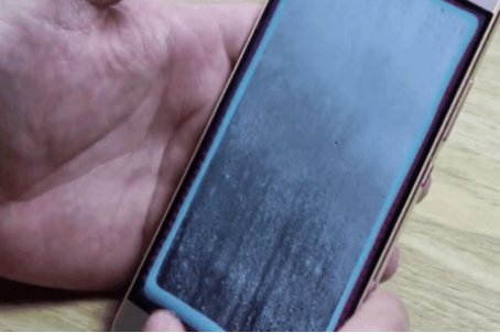 看着镜子我们怎么进去的软件