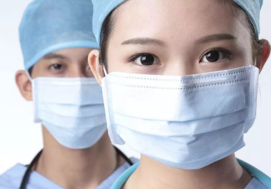 世卫组织称第二年疫情形势可能更为严峻，该如何应对？