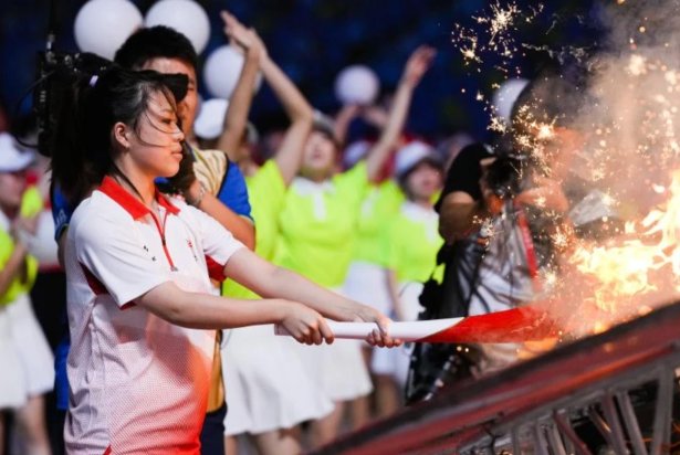 亚运会火炬手名单全部