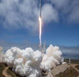 怎么才能让自己喷泉（小型喷泉制作需要哪些材料）