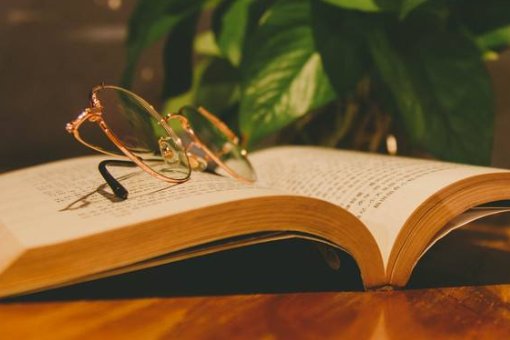 自强的英语单词