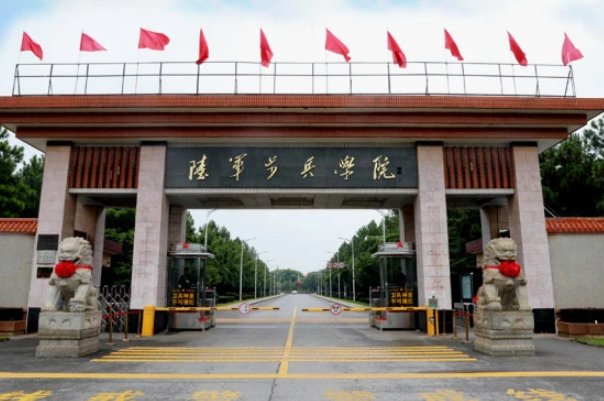 新疆军校有哪些