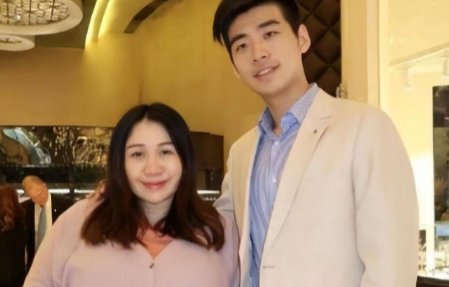 何超盈为女儿办生日宴,现场好似宫廷盛宴,奚梦瑶却至今未有婚礼,怎么看?
