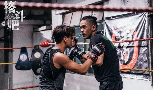 戏里不缺钱,戏外却当10年快递小哥的是娱乐圈哪位男星?