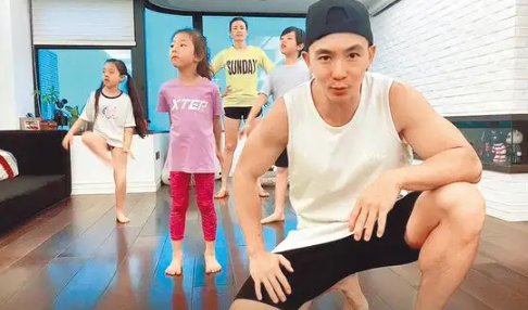 刘畊宏怎么读音