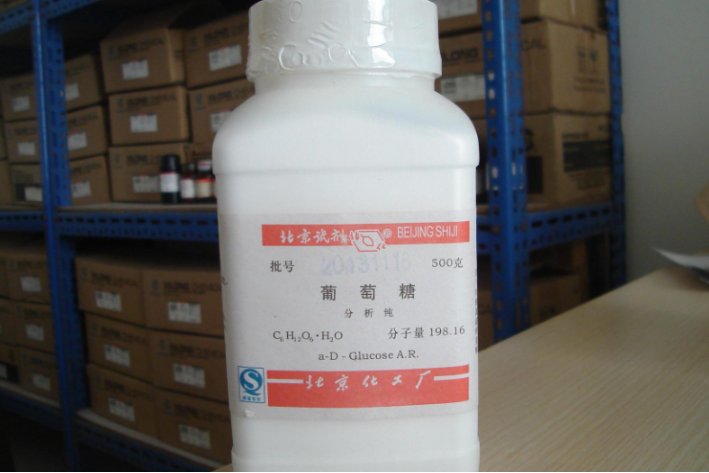 苯丙酮的制备中水和潮气的影响