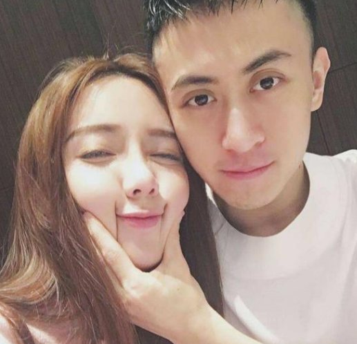 很多人都知道王校长好友秦奋很有钱，那你知道秦家是干嘛的吗？