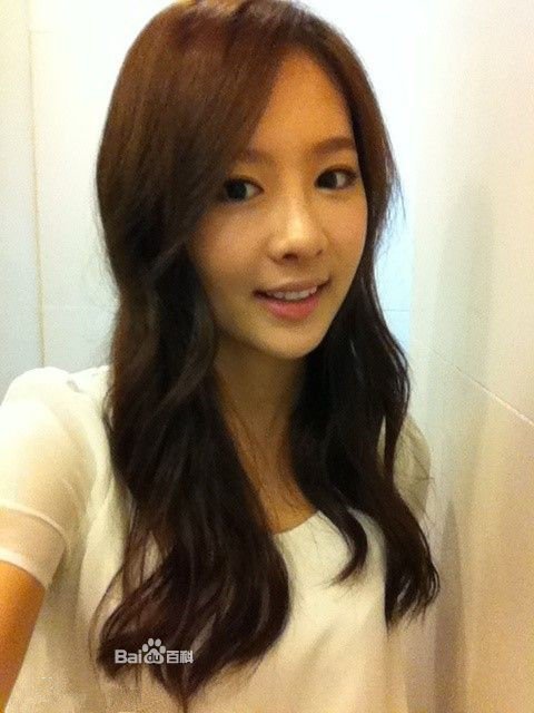 2EYES金惠琳是谁