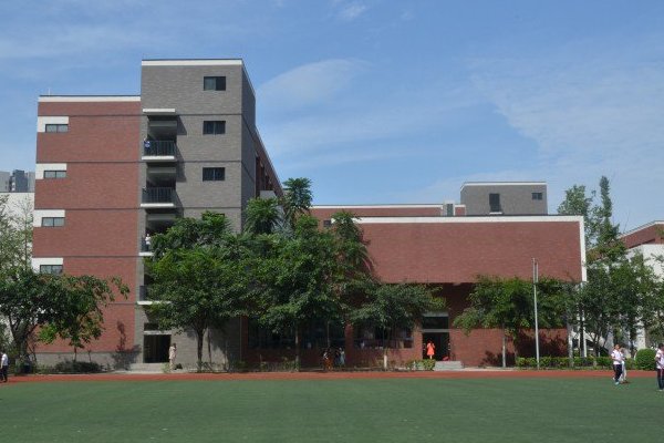 泰安初中哪个最好