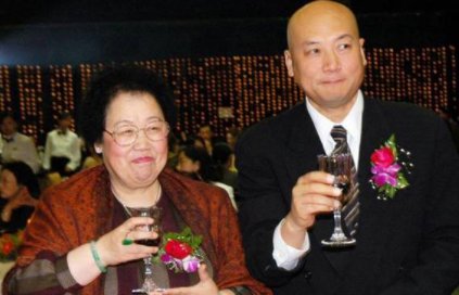 陈丽华已立好遗嘱，公开500亿如何分配，迟重瑞伤了心，究竟是怎么回事？