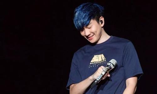 那些你很冒险的梦我陪你去疯是什么歌，什么歌曲的歌词