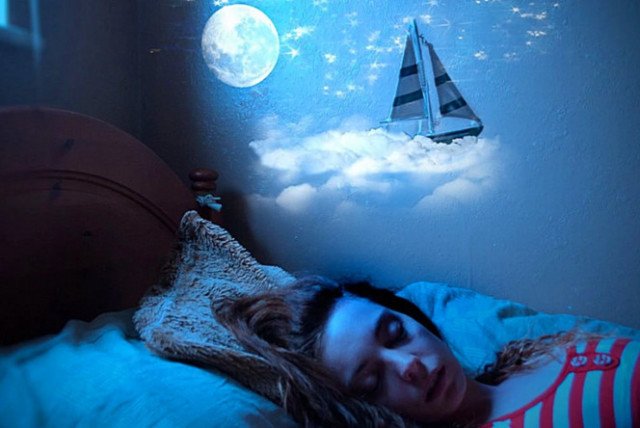 人死后一般会给谁托梦？