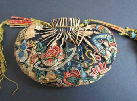 古代官员也有年终奖，清朝皇帝一般会赏赐？