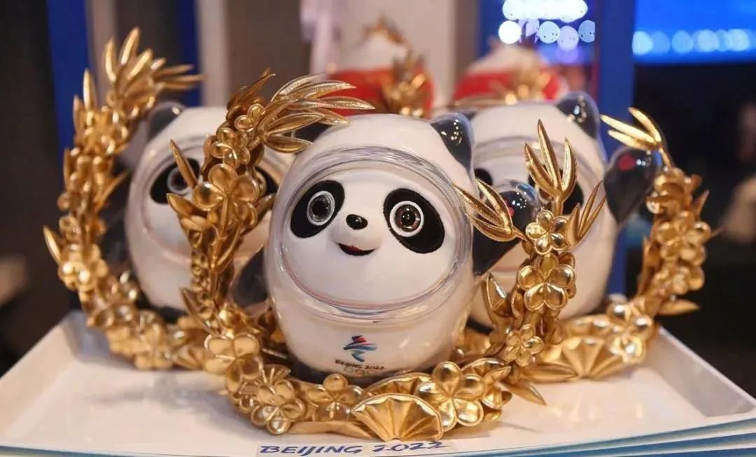 为什么没有一个人可以拒绝“冰墩墩”？