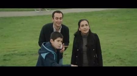 电影《追风筝的人》相比原著改编得如何？值得一看吗？