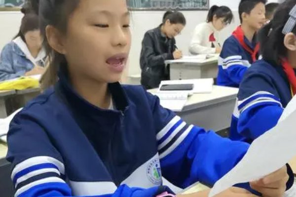 聊斋志异莲香原文及翻译