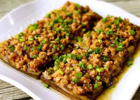 东坡茄子是哪里的菜？茄子需要经过先煎炸再蒸制吗？