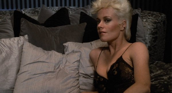 粉红色杀人夜的介绍