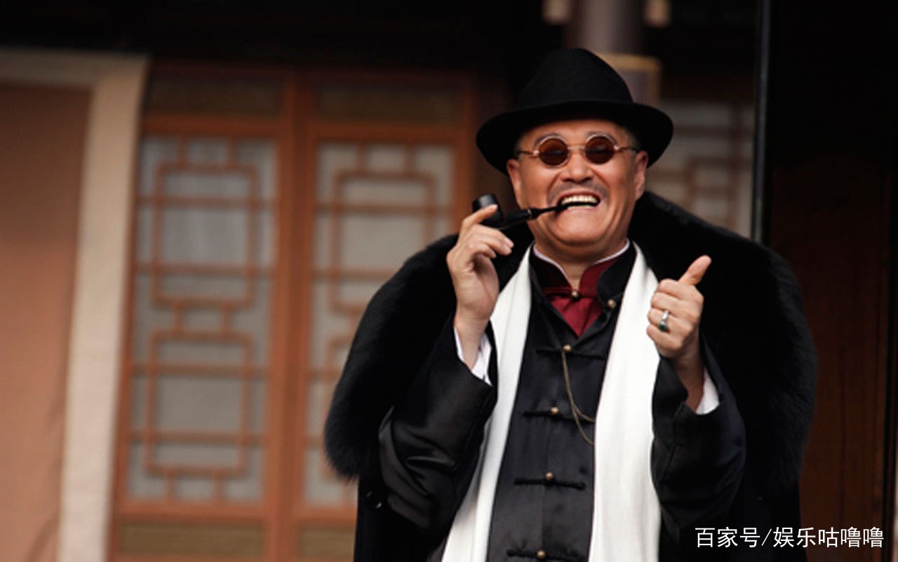 赵本山因违法被调查，13亿资产或被没收，本山传媒资金将冻结！怎么回事？