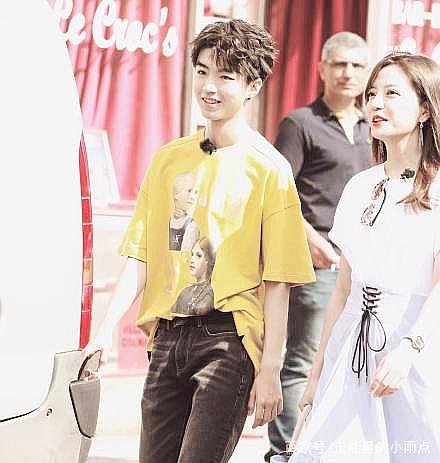 王俊凯为什么叫杨紫葡萄姐姐