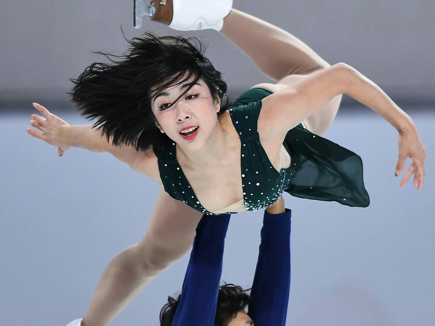 花样滑冰的韩聪跟搭档隋文静，在生活中是一对吗？