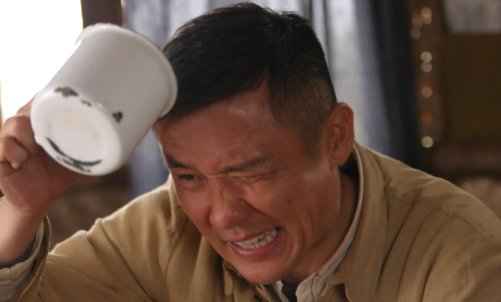 《冷箭》监狱倒塌是哪一集？