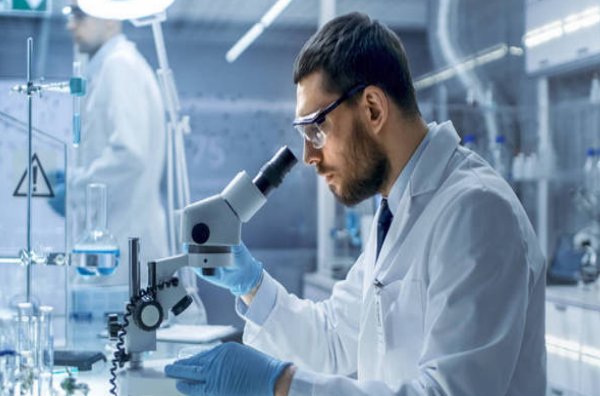 科学家用英文怎么说