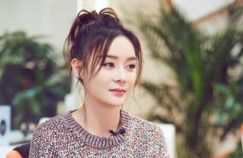 妈妈总是找我要钱，我该给她钱吗？