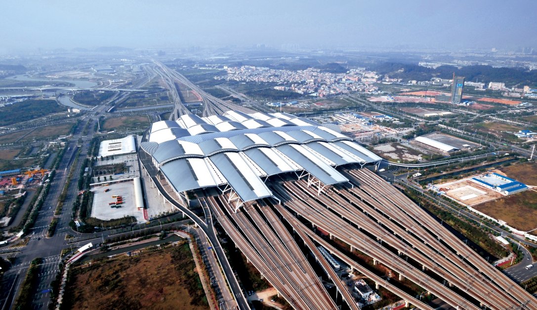 广州南站在哪里