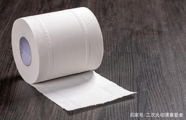 63岁洗碗工因半卷卫生纸自尽，事情的真相究竟是什么？