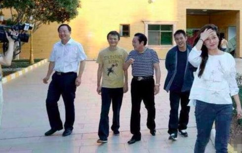 为什么马云要谎称自己和赵薇见面不超过10次?