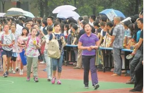 鼓励小升初的孩子的话