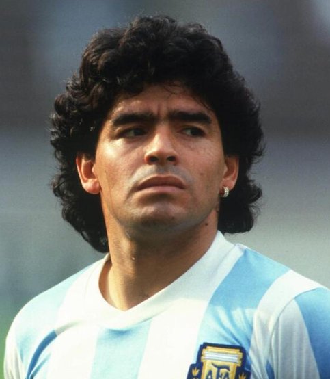 马拉多纳的上帝之手,到底是怎么回事？