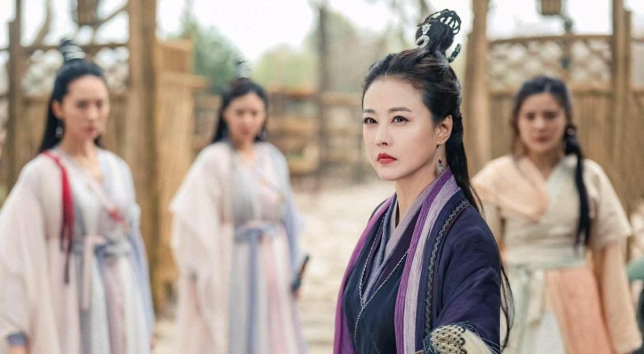 《笑傲江湖》之中峨眉派为何消失，原因和华山派有什么关系？