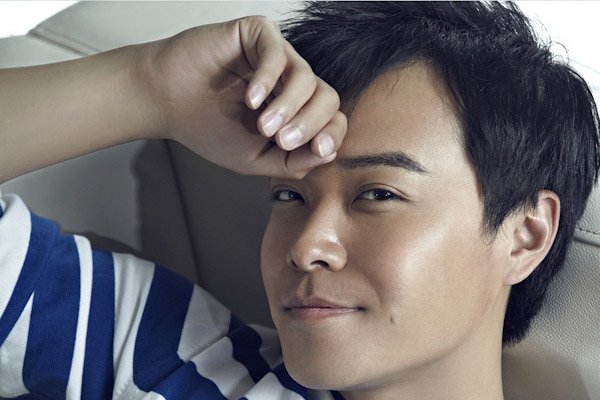 打架惨被上戏开除，考北影失败却能进入中戏，陈思诚究竟有何家庭背景？