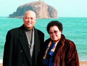 陈丽华已立好遗嘱，公开500亿如何分配，迟重瑞伤了心，究竟是怎么回事？