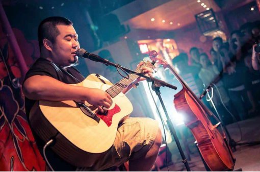 梦遗少年是谁的歌曲？