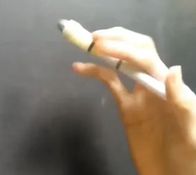 如何快速的学会转笔