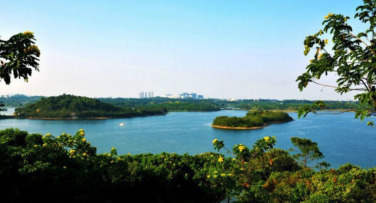 东莞的松山湖属于什么镇？