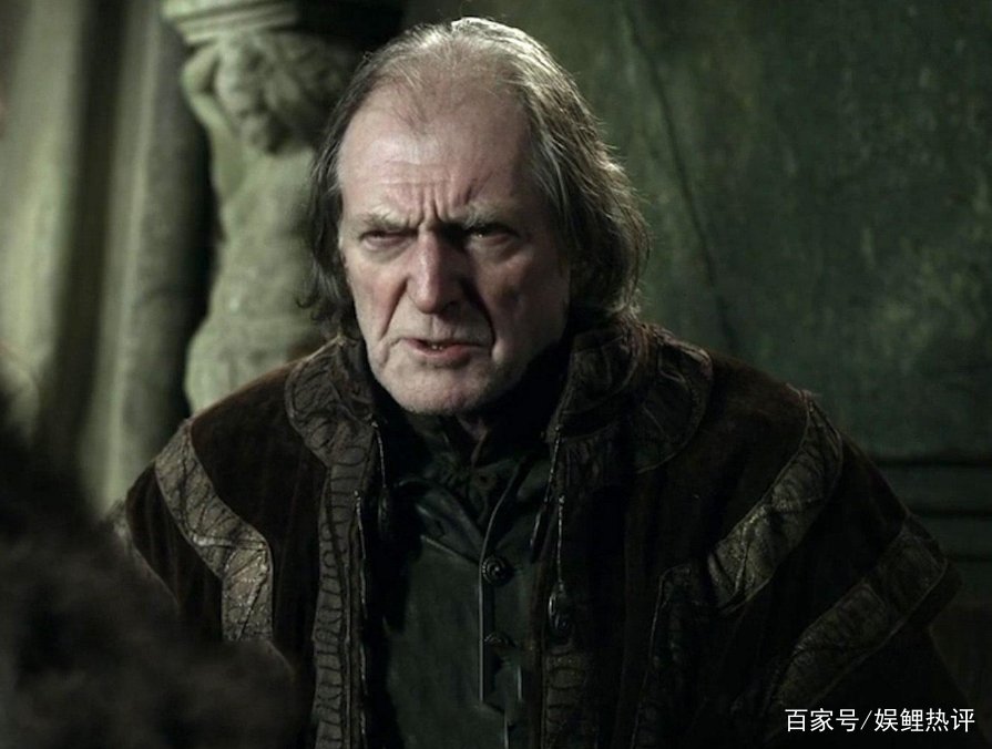 权力的游戏中的“血色婚礼”，你如何评价？