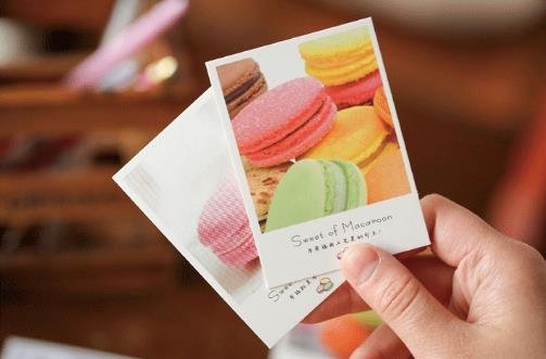 lomo卡片是冲晒的么？