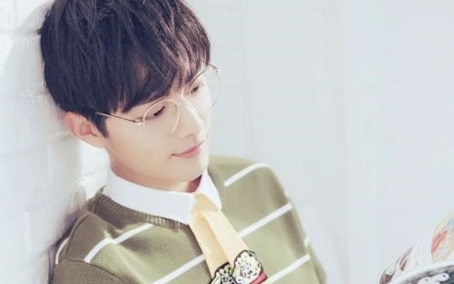 肖战新剧电影不断，处于上升期的明星都要注意些什么？