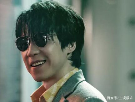 《扫黑风暴》里面，为什么孙兴要让徐英子用牙齿抵住大理石茶几？