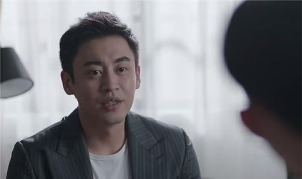 电视剧《少年派2》中，裴音和蒋昱文之间分手的原因是什么？