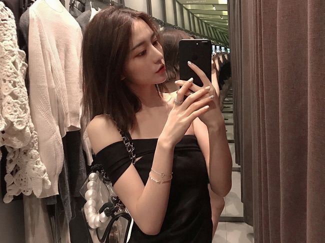 网红项思醒疑似被退婚，你觉得算不算自食其果？