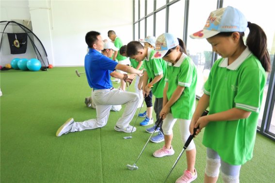 高尔夫初级教练证考试内容