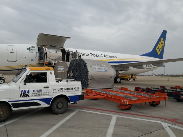 ems和邮政有什么区别