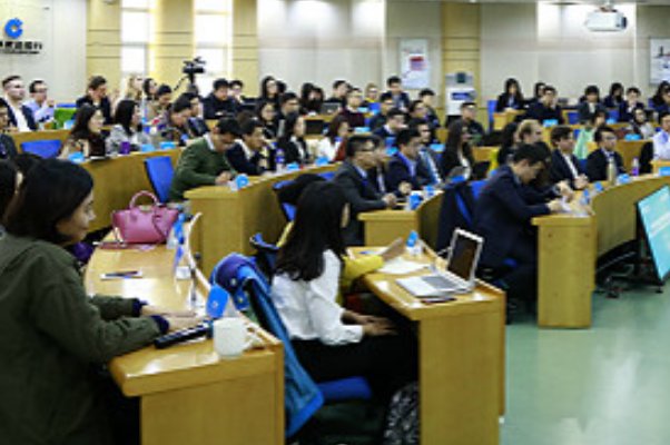 河源市和平县教育局电话