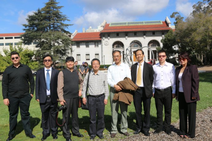 美国教师退休基金会的介绍