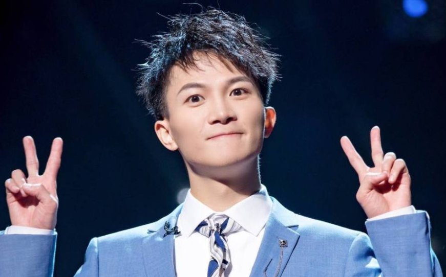 《风起霓裳片》尾曲谁唱的？